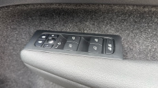 Volvo XC40 2.0 B3P Plus Dark 5dr Auto Petrol Estate